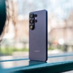 La crise de la mémoire fait plonger les smartphones, Samsung et Apple en profitent comme ils peuvent La crise de la mémoire fait plonger les smartphones, Samsung et Apple en profitent comme ils peuvent