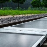 Transformer les voies ferrées en centrales solaires : le pari fou étudié par la SNCF Transformer les voies ferrées en centrales solaires : le pari fou étudié par la SNCF
