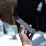 Zoom x100, talkie-walkie et batterie infinie : j’ai pris en main le smartphone modulaire de Tecno Zoom x100, talkie-walkie et batterie infinie : j’ai pris en main le smartphone modulaire de Tecno