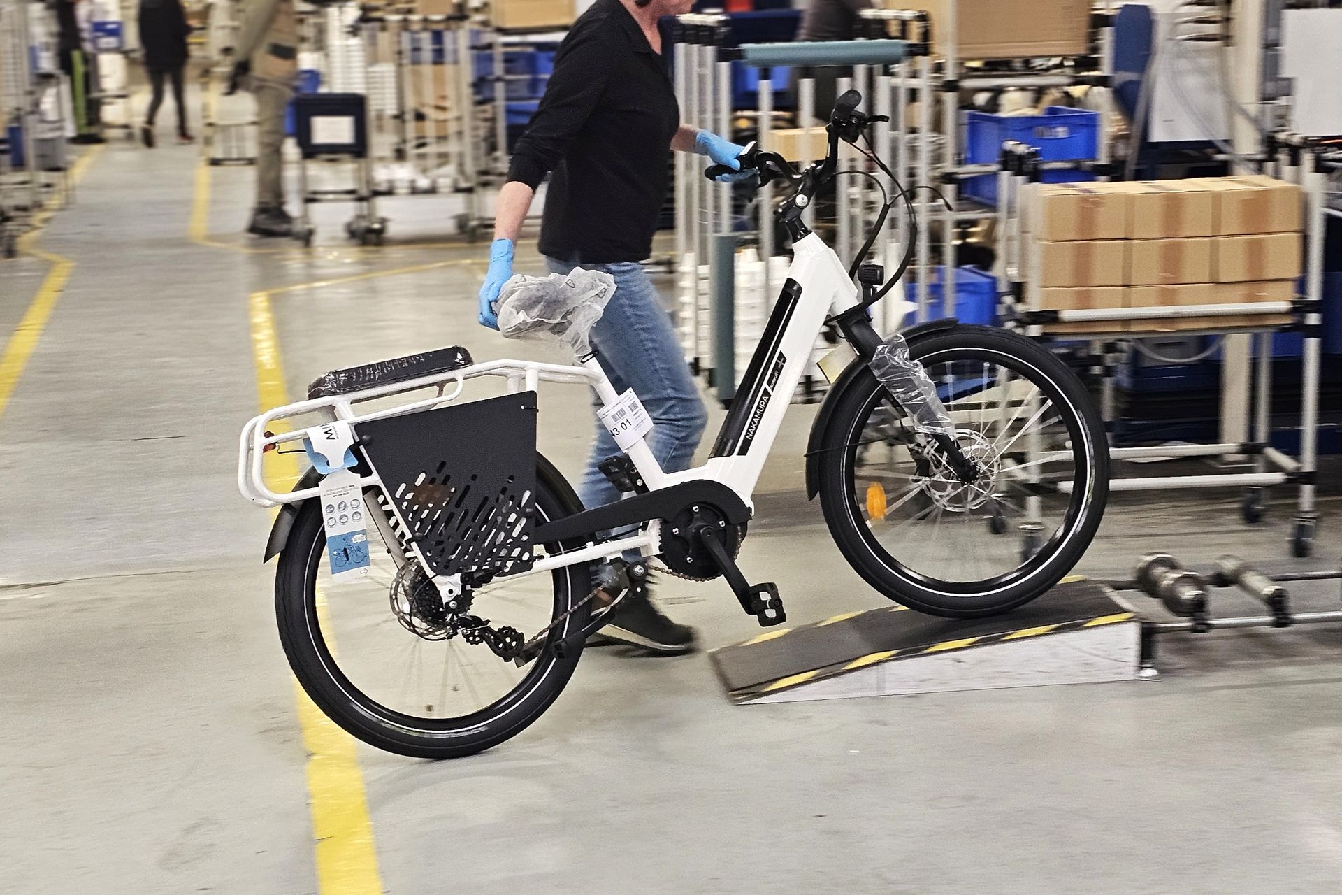 Usine MFC vélos Intersport assemblage 5