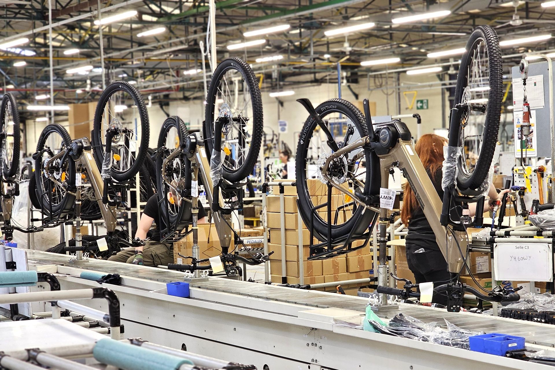 Usine MFC vélos Intersport entrepôt 1