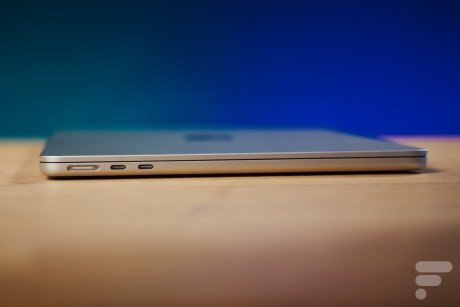 L'Apple MacBook Air 13 M5 // Source : Chloé Pertuis pour Frandroid