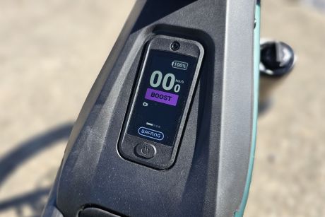 Vélo électrique longtail Brekr L250 écran