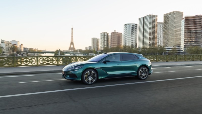 Denza Z9 GT : le break électrique de 1 156 ch s’offre une déclinaison accessible à partir de 42 000 €… en Chine