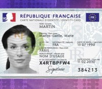 La nouvelle carte d’identité biométrique (pour illustration) // Source : Ministère de l'Intérieur (montage Frandroid)
