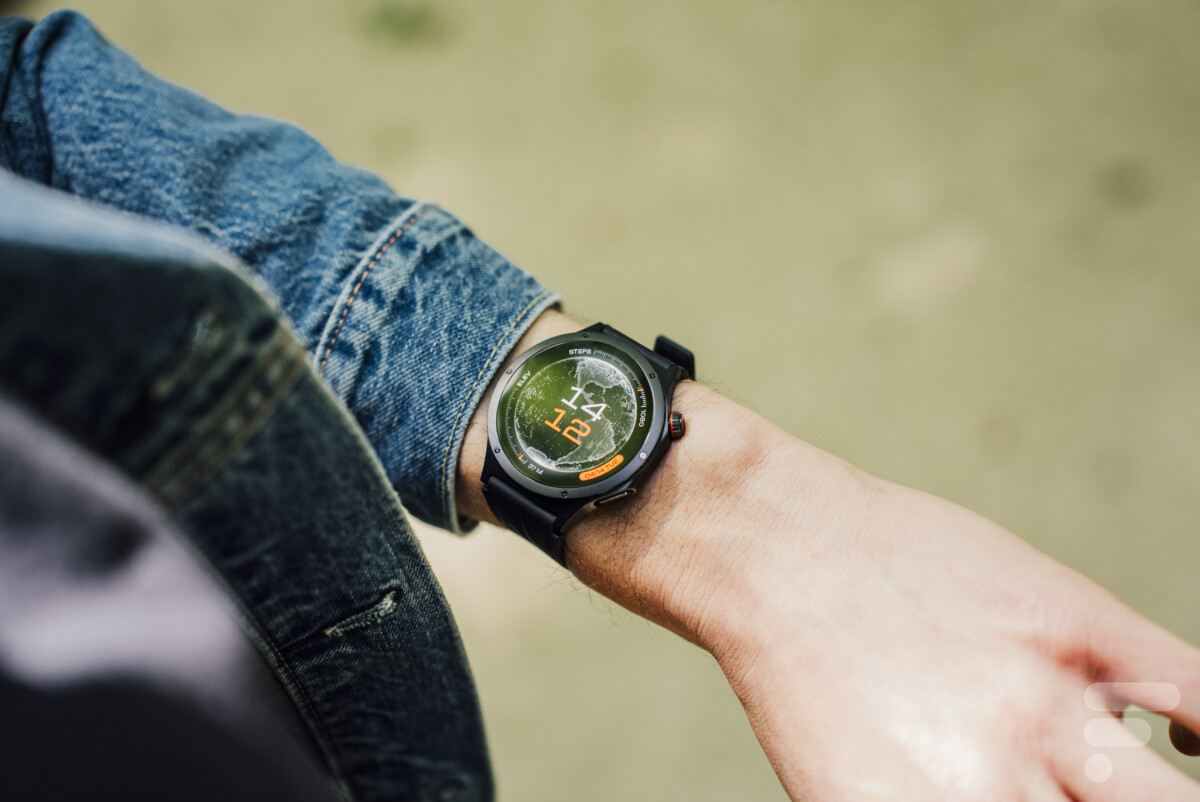 L'Oppo Watch X3 // Source : Chloé Pertuis - Frandroid L'Oppo Watch X3 // Source : Chloé Pertuis - Frandroid