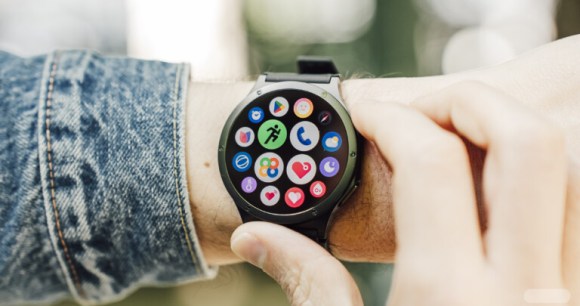 L'Oppo Watch X3 tourne sous Wear OS // Source : Chloé Pertuis - Frandroid