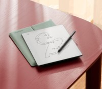 10-reMarkable_Paper_Pure_In_use