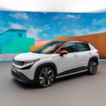 On est montés à bord du Skoda Epiq à 26 000 € : comment ce petit SUV électrique de 4,17 m réussit à offrir un coffre aussi géant On est montés à bord du Skoda Epiq à 26 000 € : comment ce petit SUV électrique de 4,17 m réussit à offrir un coffre aussi géant