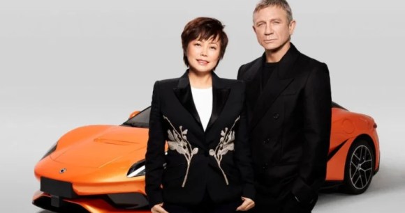 Daniel Craig et Stella Li // Source : BYD