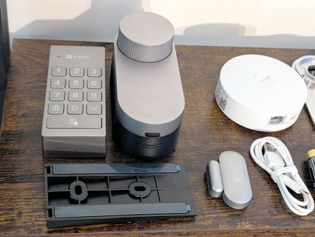 Ezviz DL01 Pro Kit (16)