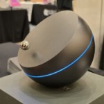 Cette horloge flottante veut rendre l’heure spectaculaire Cette horloge flottante veut rendre l’heure spectaculaire