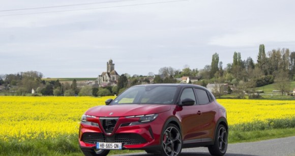 Alfa Romeo Junior Veloce // Source : Jean-Baptiste Passieux - Frandroid