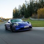 Moins de voitures mais (encore) plus chères : Porsche réoriente sa stratégie vers le très haut de gamme et confirme la 718 électrique pour 2027