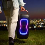 JBL lance une nouvelle génération d’enceintes de soirée : les PartyBox 330 et PartyBox 130