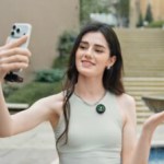 Un écran à encre électronique sur un micro ? L’idée de génie de l’Insta360 Mic Pro Un écran à encre électronique sur un micro ? L’idée de génie de l’Insta360 Mic Pro