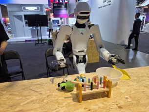 Un robot humanoïde à la Beyond Expo 2026 // Source : Frandroid