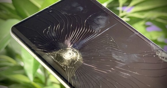 smartphone cassé pixel 7 pro