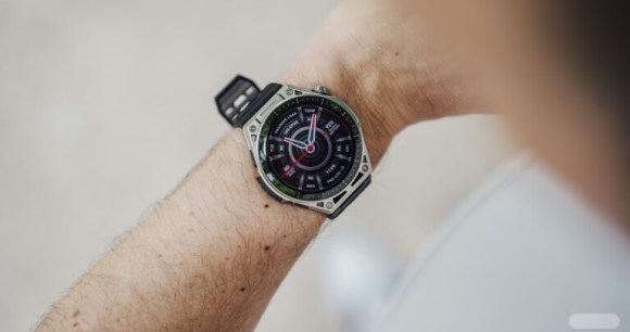 L'Amazfit Balance Ultra // Source : Chloé Pertuis - Frandroid