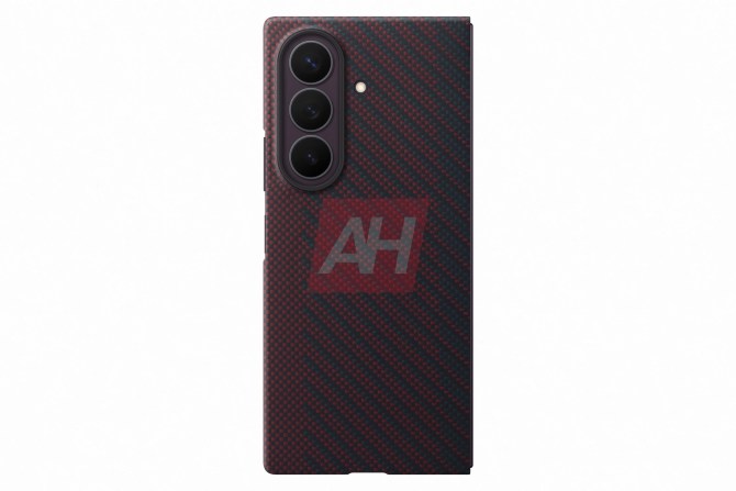 AH-Samsung-Galaxy-Z-Fold-8-Cases-Leak-48