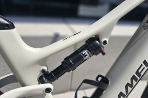 Amflow TL Carbon amortisseur FOX
