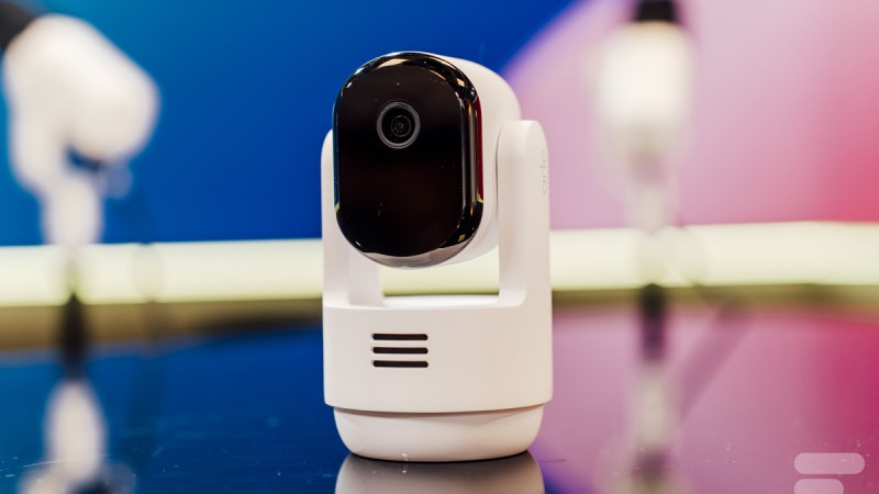 Test Arlo Essential 3 2K PTZ Intérieure : une caméra de sécurité mécanisée et boostée à l’IA