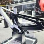 On a vu le nouveau moteur-boîte automatique Avinox MG Concept qui veut supprimer le dérailleur On a vu le nouveau moteur-boîte automatique Avinox MG Concept qui veut supprimer le dérailleur