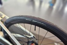 Canyon Roadlite ON CF roues pneus
