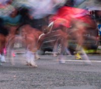 Des coureurs sur le marathon de Paris 2026 // Source : Geoffroy Husson - Frandroid