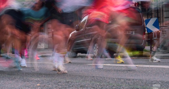 Des coureurs sur le marathon de Paris 2026 // Source : Geoffroy Husson - Frandroid