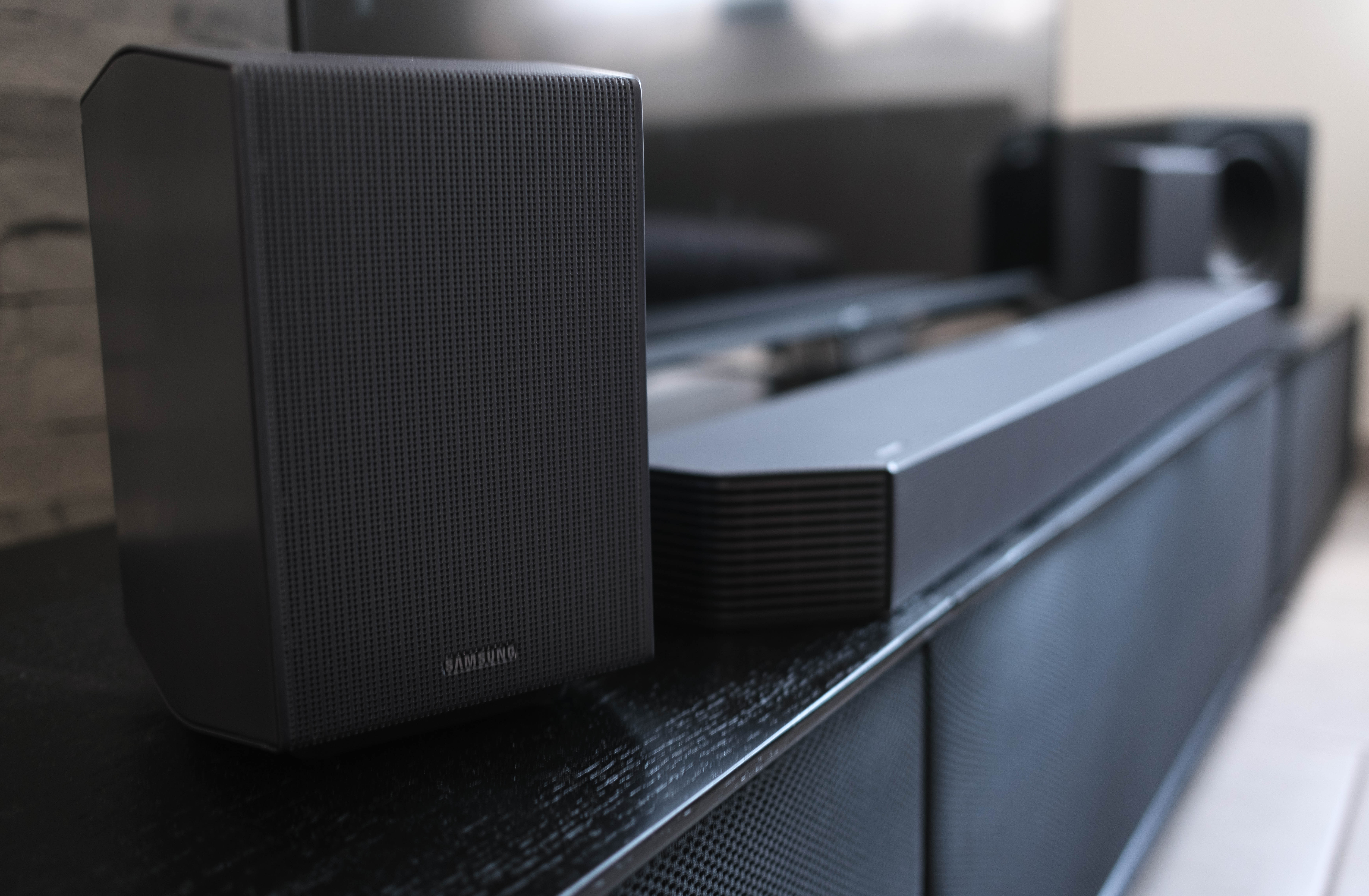 J&rsquo;ai testé la Samsung HW-Q930H : la barre de son Dolby Atmos la plus facile à recommander ?