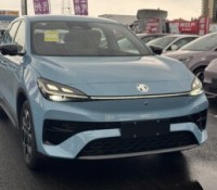 La MG 4X, le nouveau SUV compact de MG. La MG 4X, le nouveau SUV compact de MG.