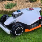 Test du Mammotion Luba 3 AWD : le 4×4 des jardins n&rsquo;a plus besoin d&rsquo;antenne RTK