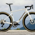 1300 W : ce nouveau vélo de route électrique embarque le plus puissant des moteurs DJI 1300 W : ce nouveau vélo de route électrique embarque le plus puissant des moteurs DJI