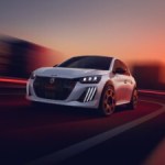Peugeot e-208 GTi // Source : Peugeot