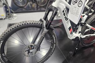 Peugeot eM01 TS suspension Rockshox