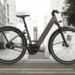 Vélos électriques : Riese & Müller dégaine des modèles inédits et de belles mises à jour, tout ce qu’il faut savoir Vélos électriques : Riese & Müller dégaine des modèles inédits et de belles mises à jour, tout ce qu’il faut savoir
