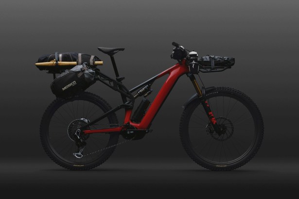 Specialized Levo 4 X bikepacking
