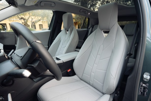 Essai DS N°7 Long Range // Source : DS Automobiles