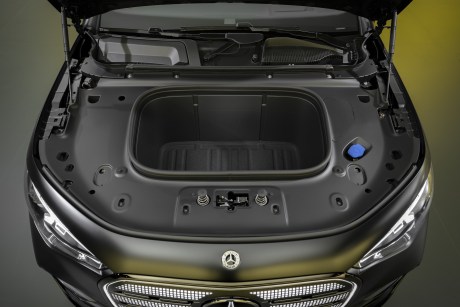 Mercedes-Benz GLA // Source : Mercedes-Benz