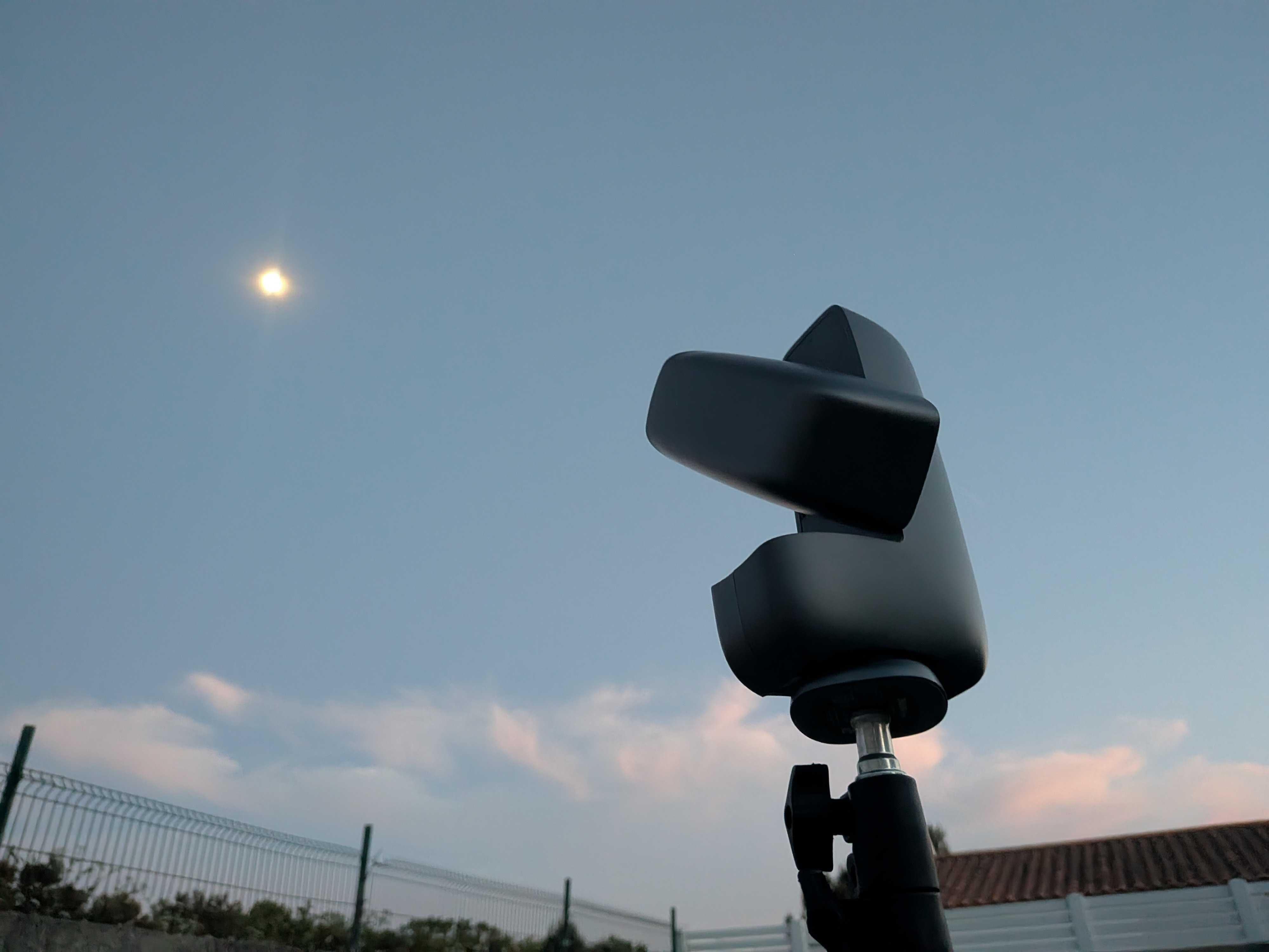 J&rsquo;ai testé le Dwarf Mini, un télescope connecté pas cher et si compact qu&rsquo;il rentre dans la poche