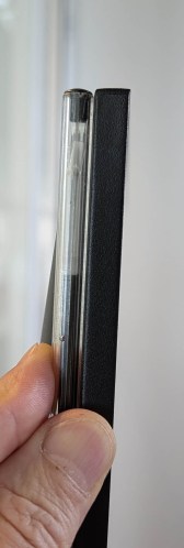 profil du TV Haier H65S80GUX // Source : Sylvain Pichot - Frandroid