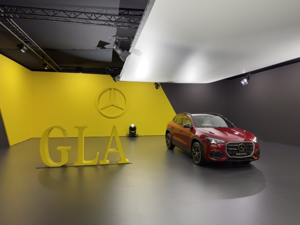 Découverte Mercedes GLA // Source : Paul-Émile CASSORET pour Frandroid