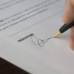 Google déploie Signatures, une application pour signer facilement vos documents sur Android Google déploie Signatures, une application pour signer facilement vos documents sur Android