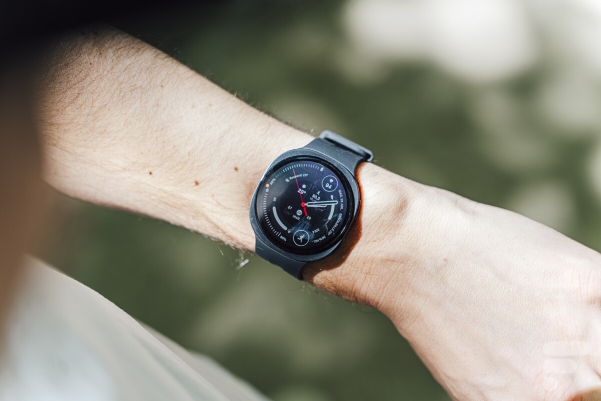 La Samsung Galaxy Watch 9 // Source : Chloé Pertuis - Frandroid La Samsung Galaxy Watch 9 // Source : Chloé Pertuis - Frandroid