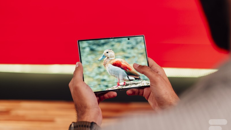 Samsung casse le prix de son pliable anti-iPhone Duo