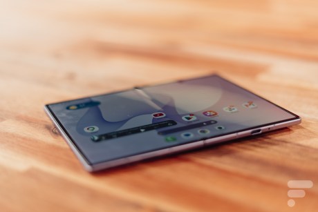 Samsung Galaxy Z Fold 8 // Source : Chloé Pertuis - Frandroid