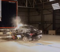 TESLA VS TRUCK – Crash Test 0-1 screenshot (1)