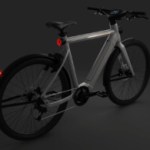 Quand Volkswagen se met au vélo électrique : cockpit avec caméra de recul, casques et lunettes connectés au menu