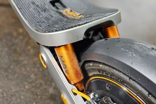 Xiaomi Electric Scooter 6 Max test amortisseurs